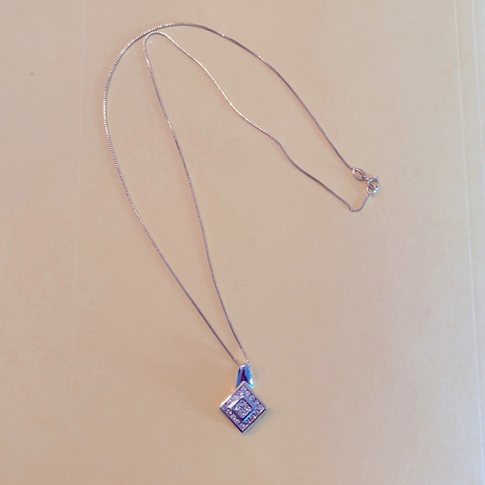 14k White & Yellow Gold Diamond Pendant